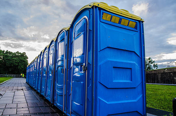 Best Porta potty rental for parties  in Farmland, IN